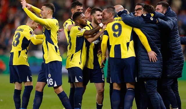 Fenerbahçe'den Galatasaray'a transfer çalımı! Yönetim, Süper Lig'in 2 yıldızını bitiriyor...